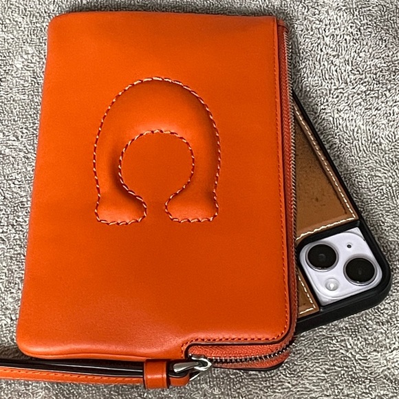 COACH Debossed Sculpted C Smooth Leather Large Corner Zip Wristlet inDark Orange - Picture 9 of 9